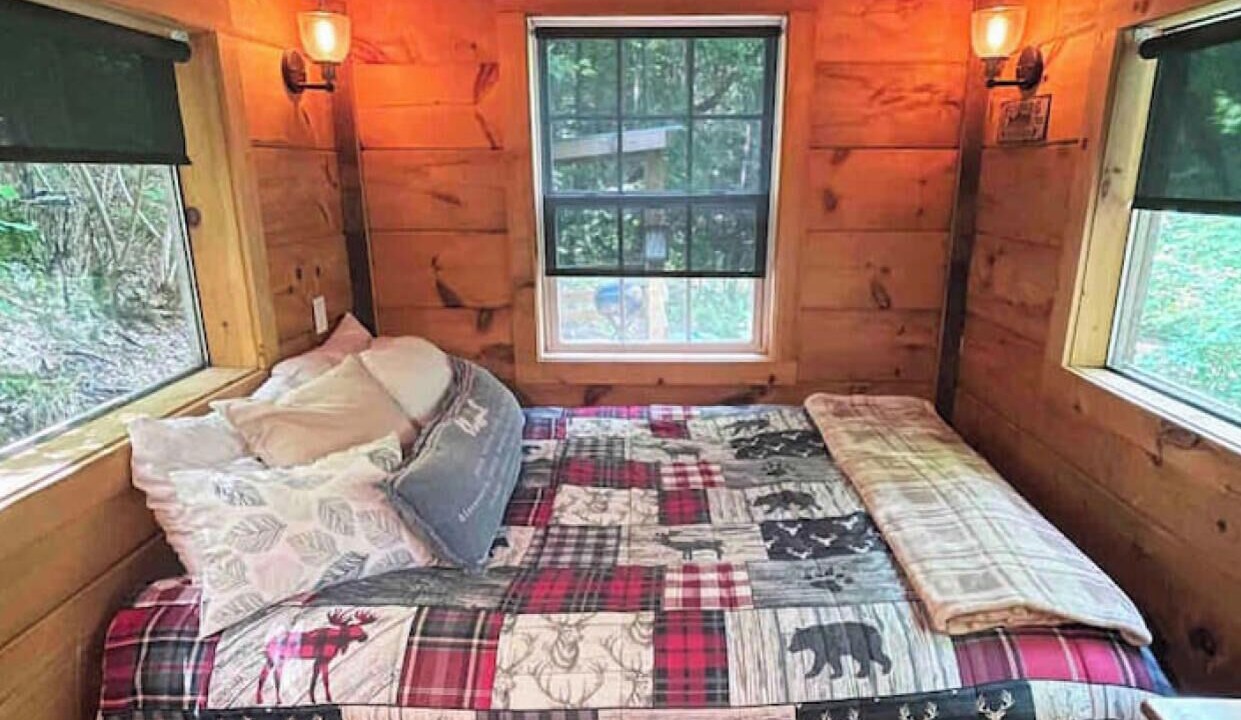 Photo of Bedroom in Newport