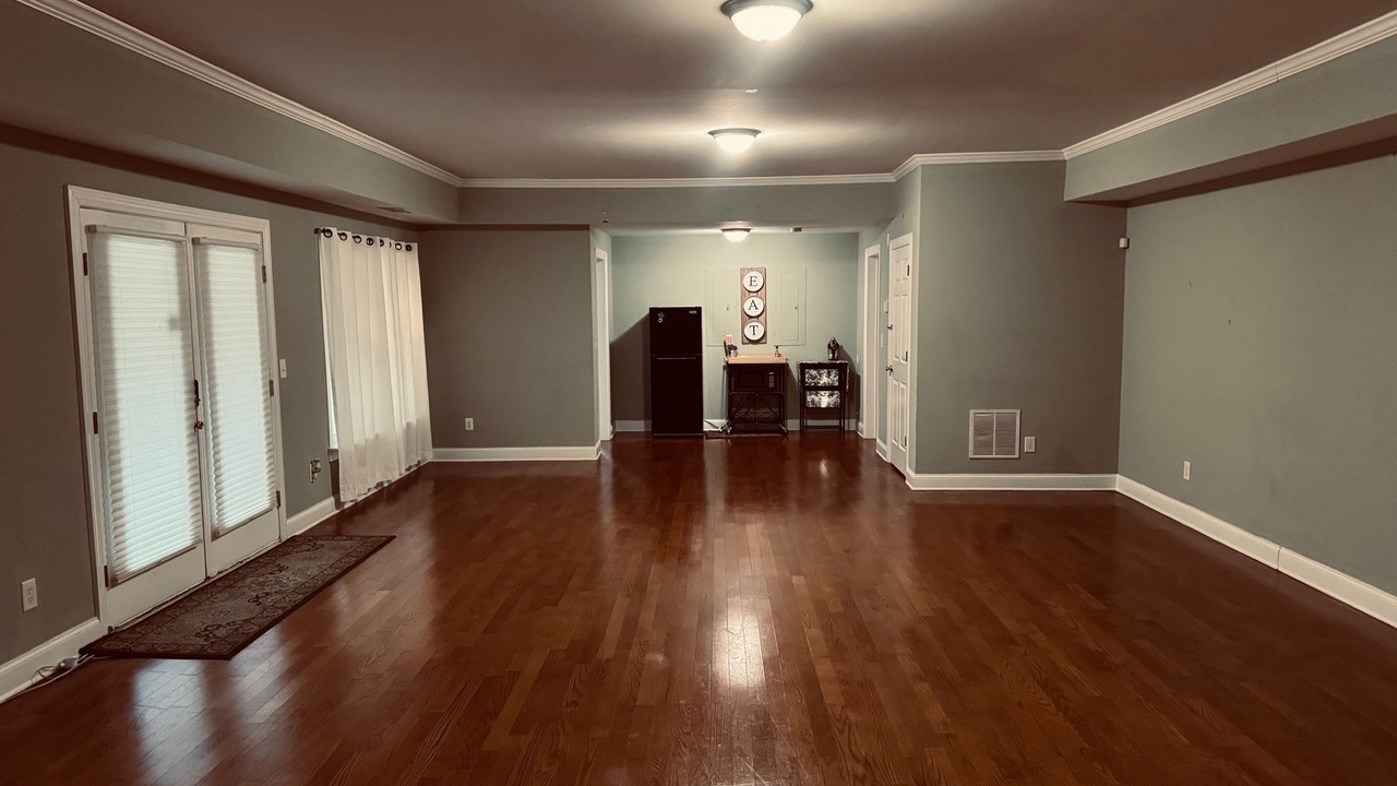Photo of Bedroom in Conley
