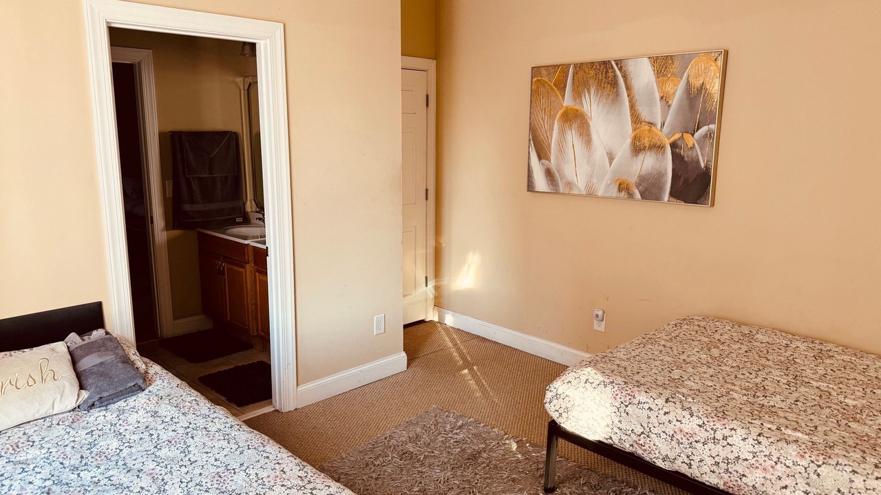 Photo of Bedroom in Conley