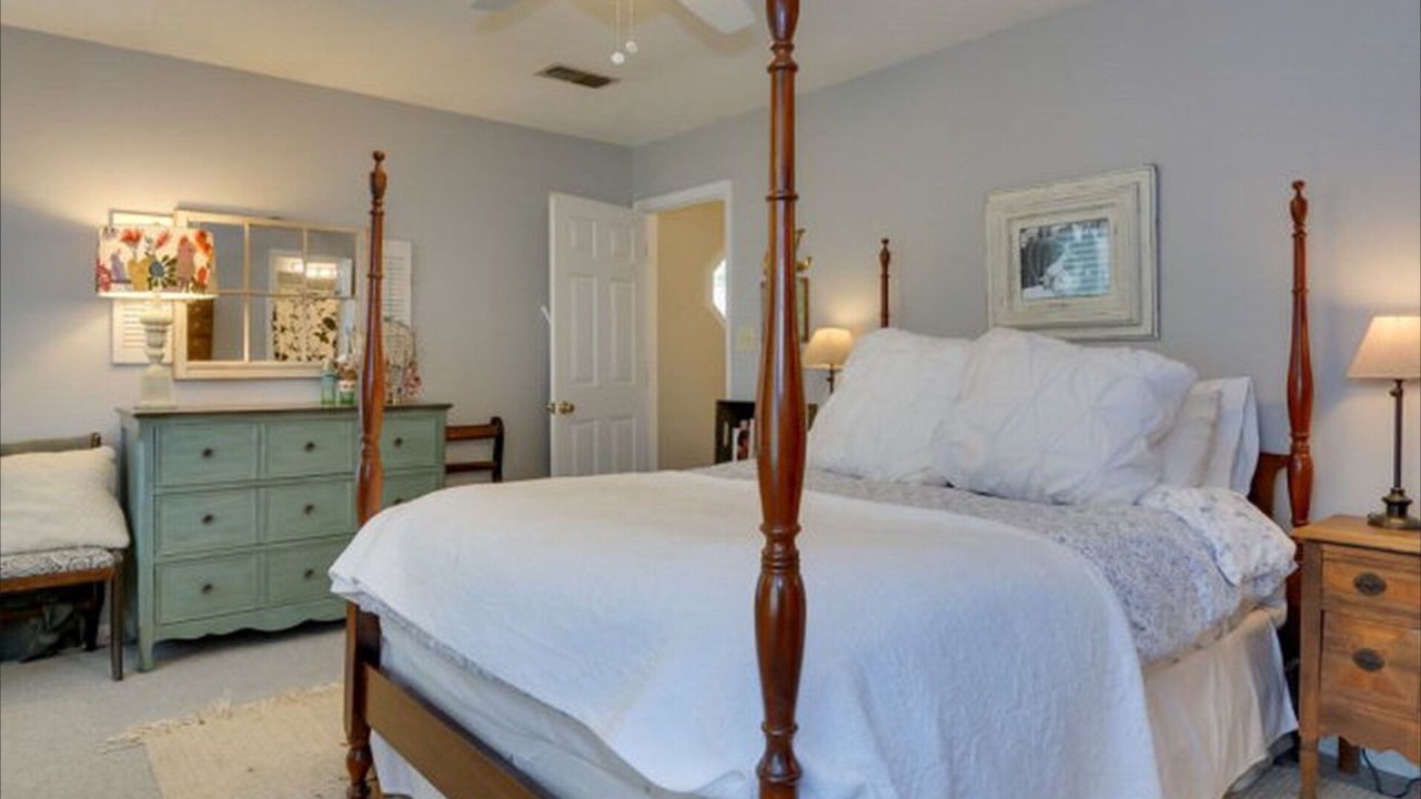 Photo of Bedroom in Augusta