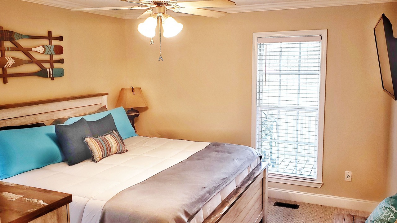Photo of Bedroom in Eatonton