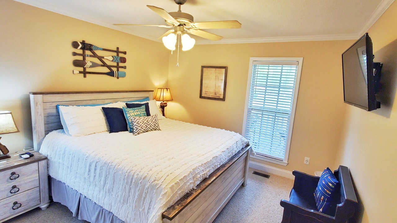 Photo of Bedroom in Eatonton