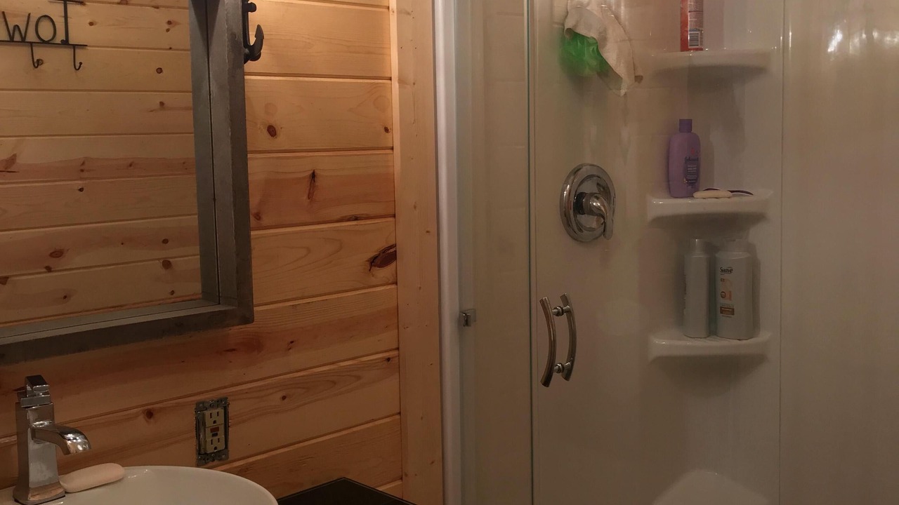 Photo of Bathroom in Dadeville