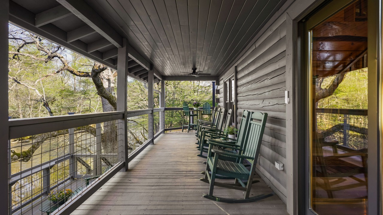 Photo of Patio Balcony in Sevierville
