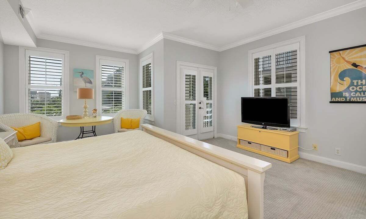 Photo of Bedroom in Saint Simons Island