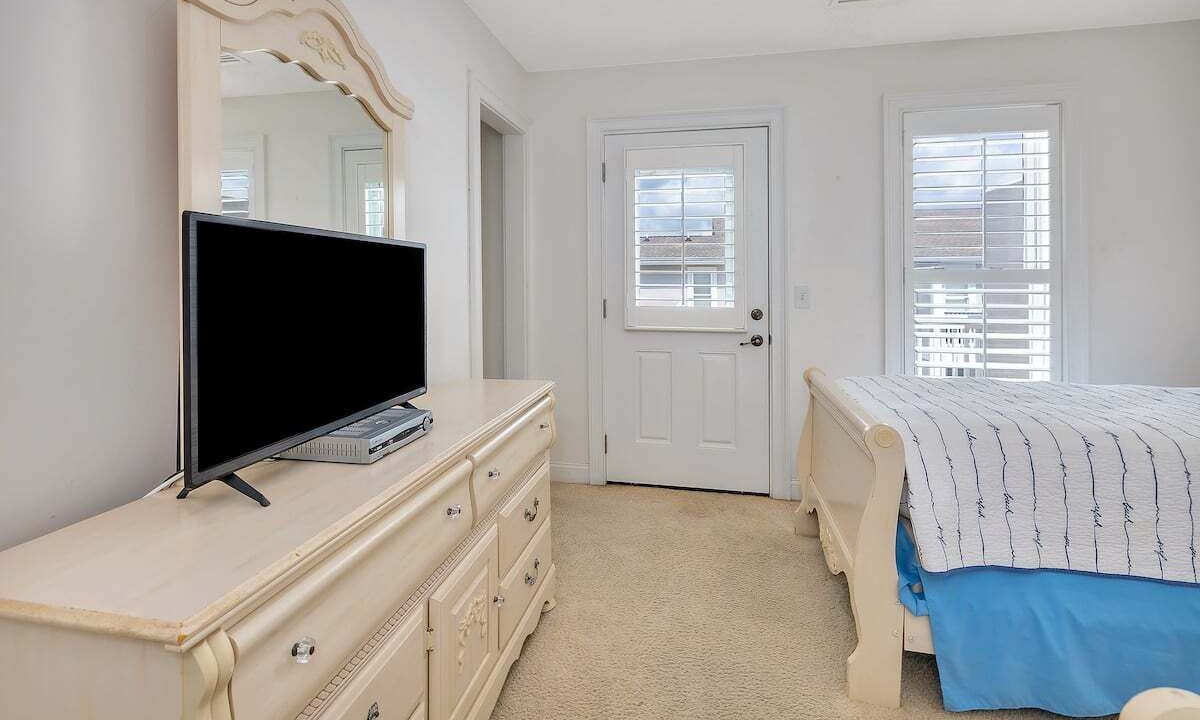 Photo of Bedroom in Saint Simons Island
