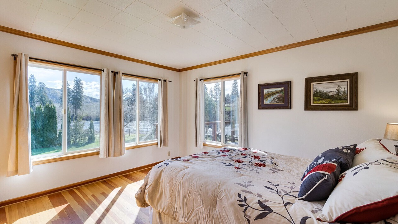 Photo of Bedroom in Peshastin