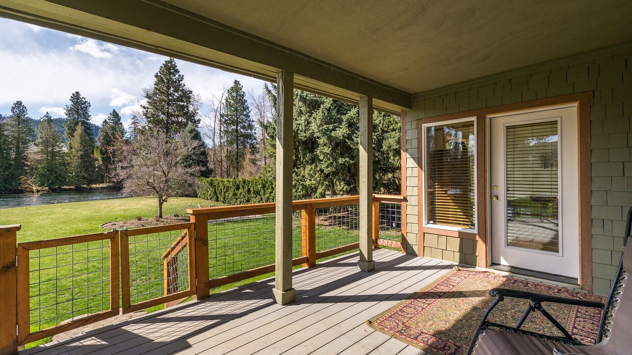 Photo of Patio Balcony in Peshastin