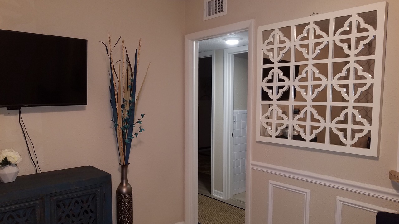 Photo of Livingroom in Jacksonville