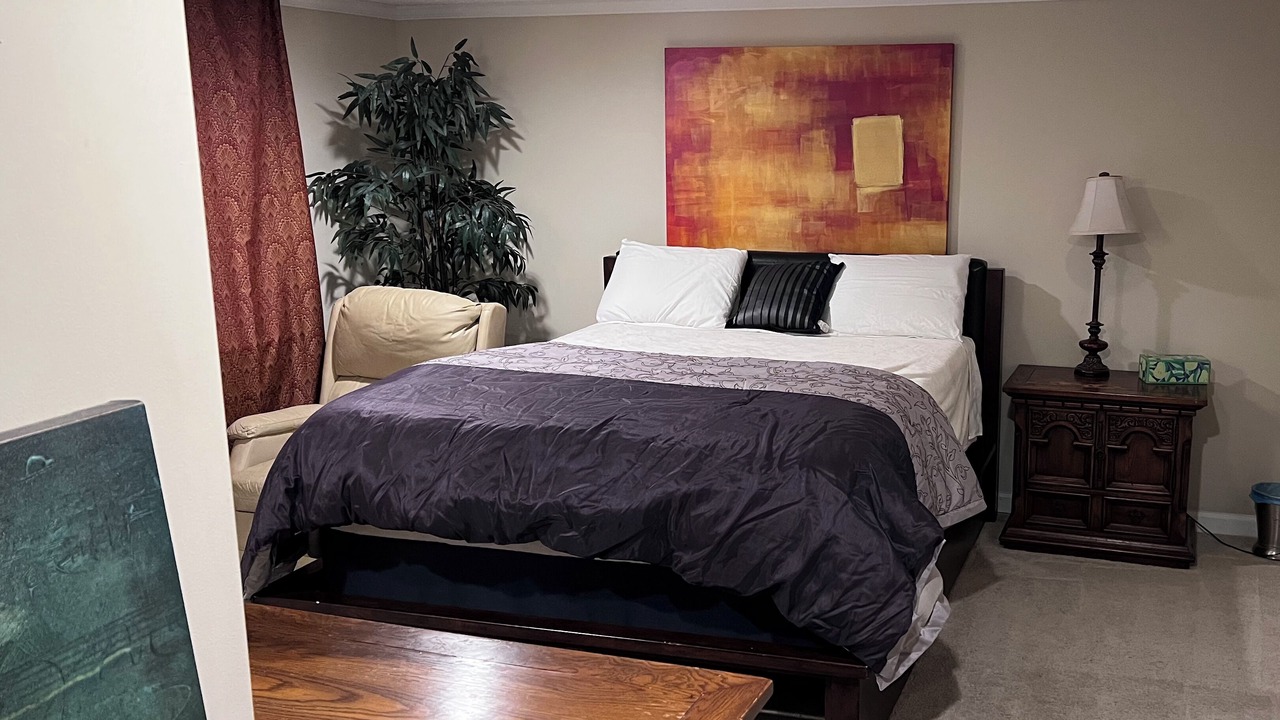 Photo of Bedroom in Martinez