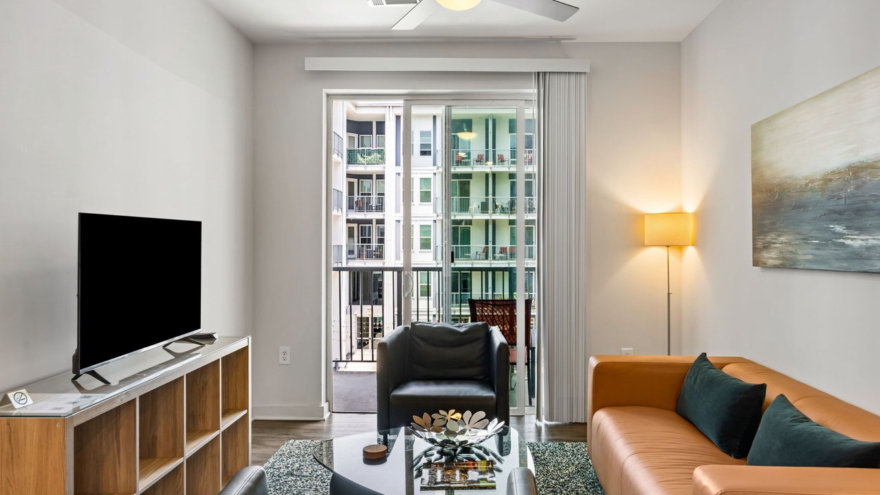 Photo of Livingroom in Midtown