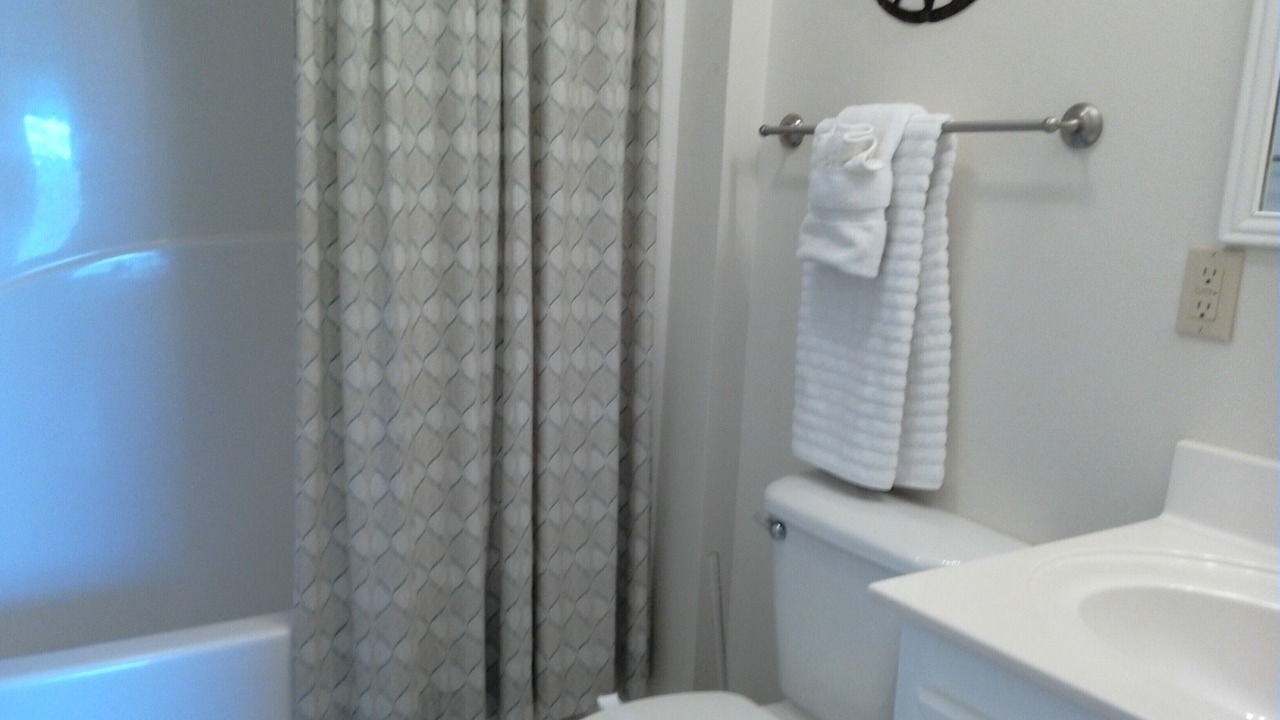 Photo of Bathroom in Dauphin Island