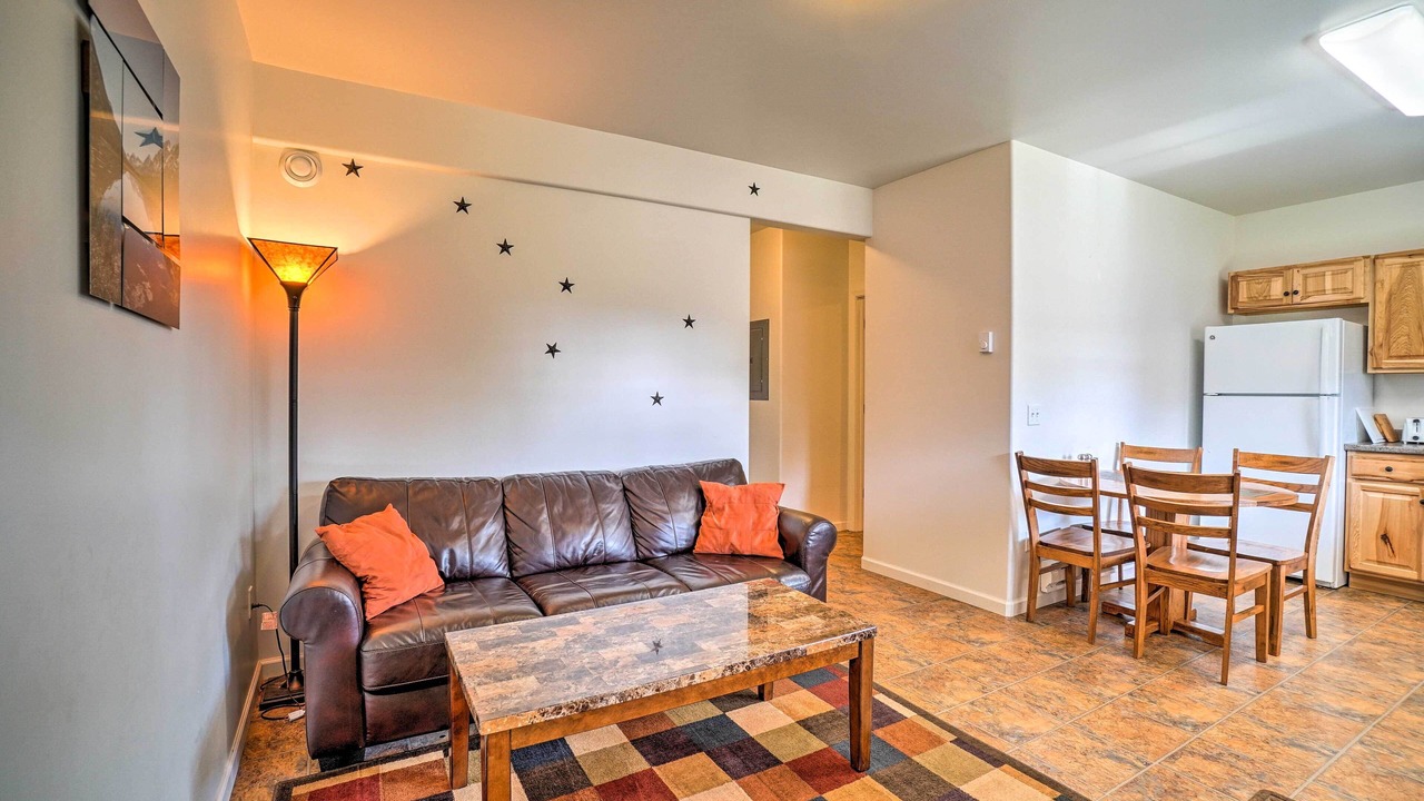 Photo of Livingroom in Fritz Creek