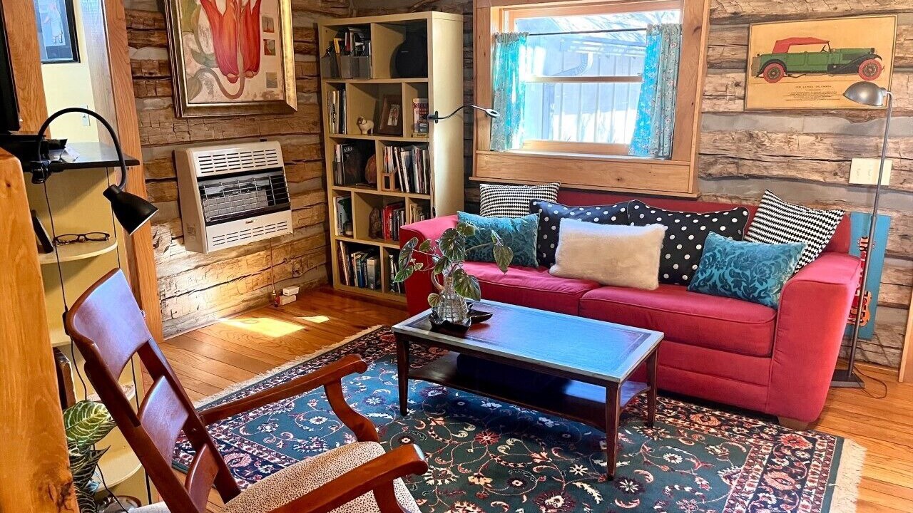 Photo of Livingroom in Weaverville