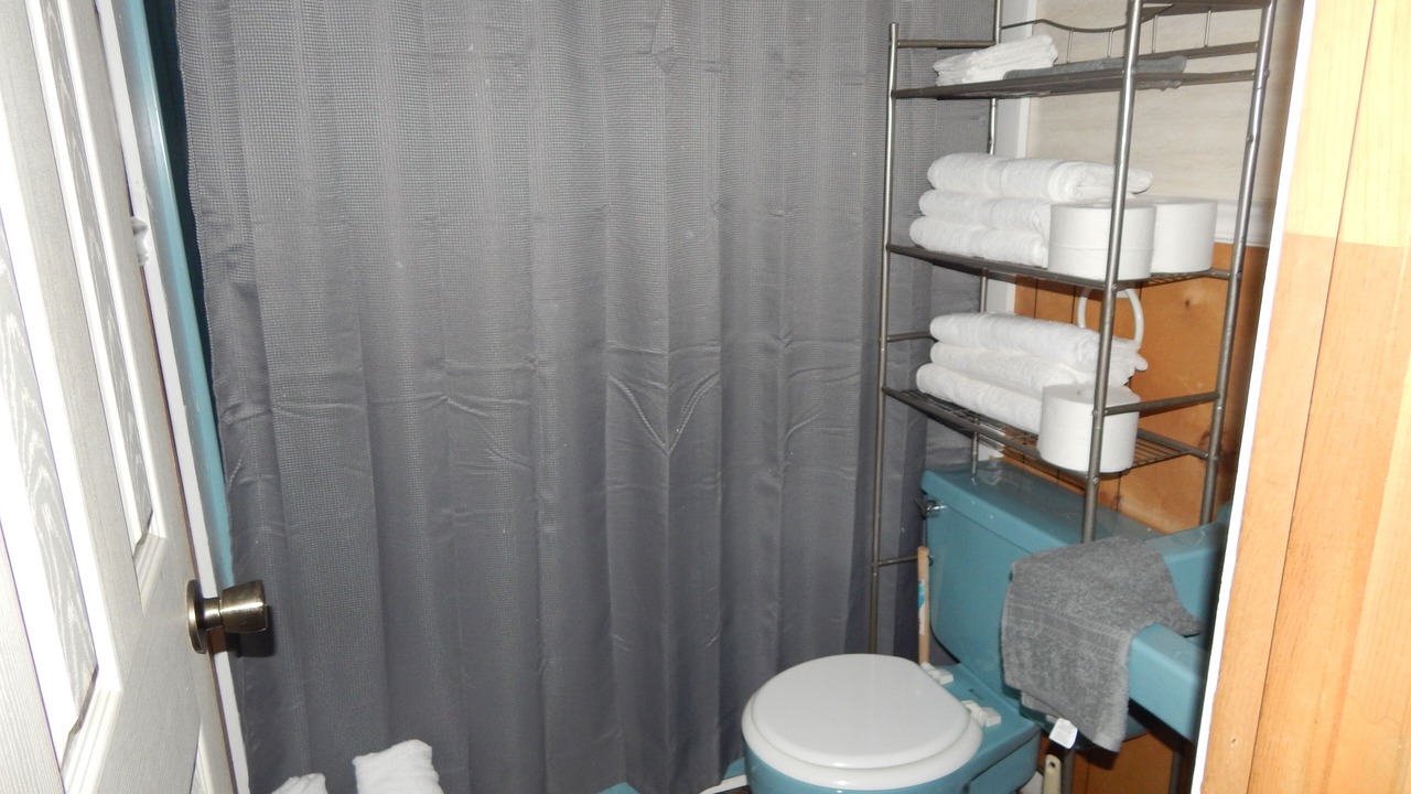 Photo of Bathroom in Pitts