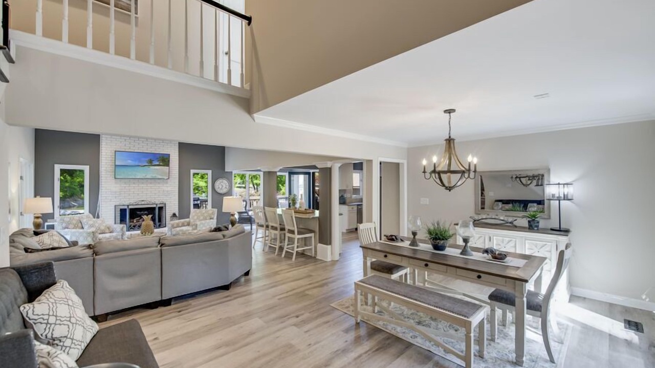Photo of Livingroom in Mooresville