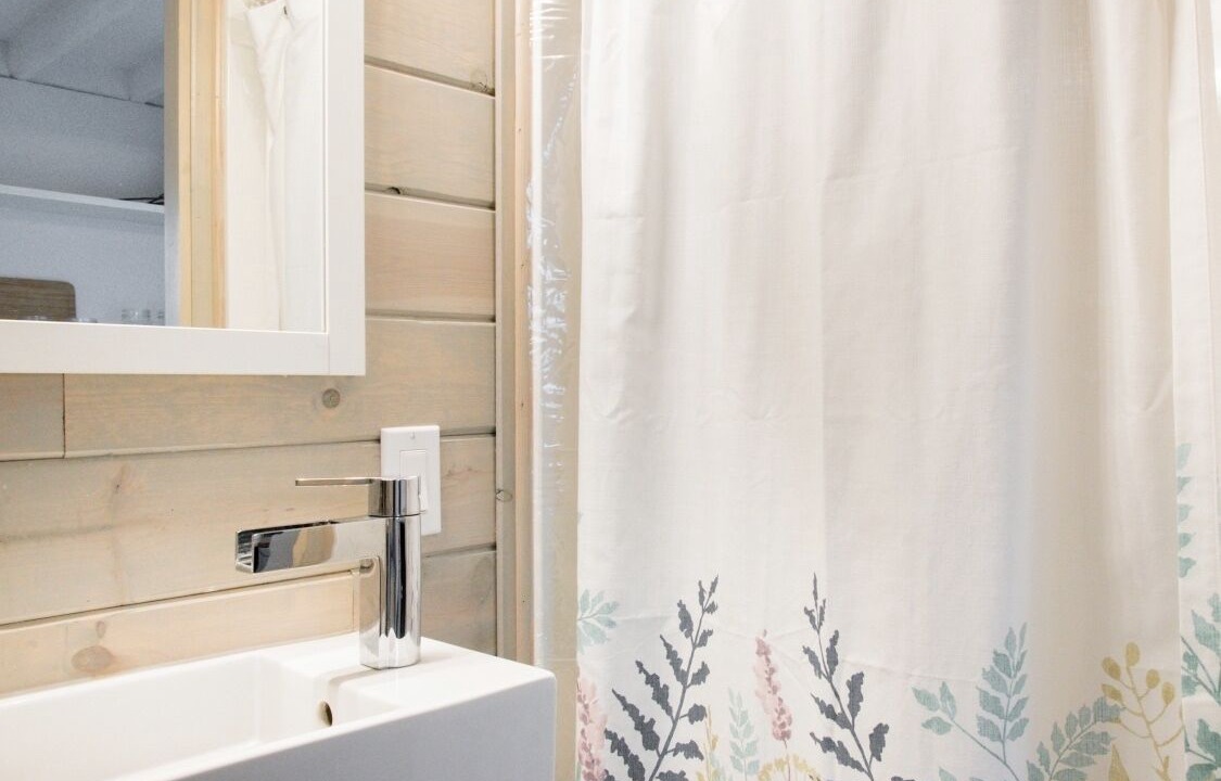 Photo of Bathroom in Riverland Terrace