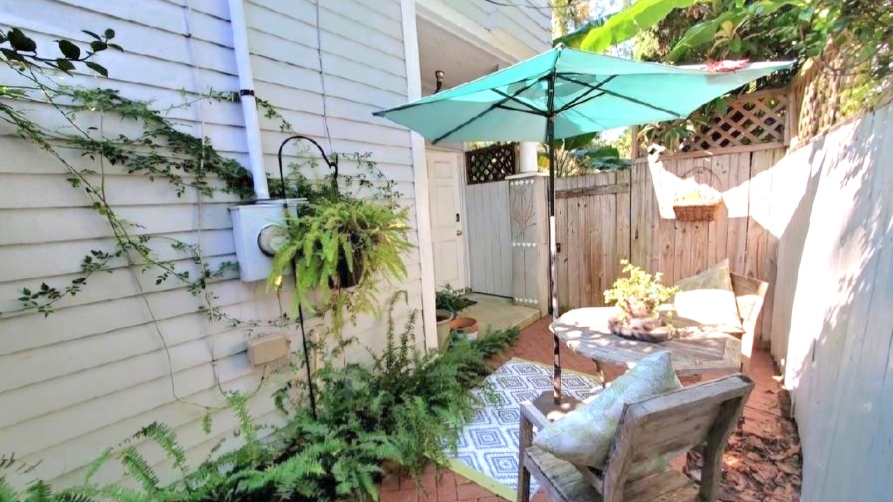 Photo of Patio Balcony in Historic Downtown Savannah