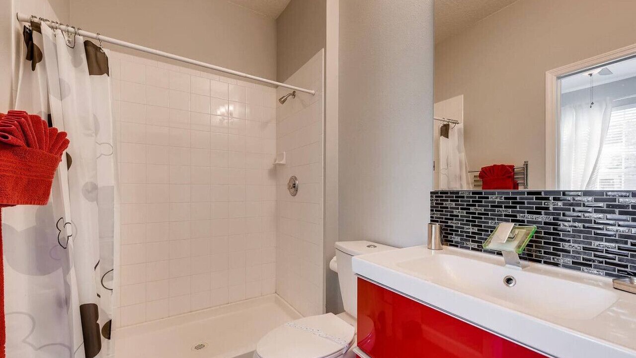 Photo of Bathroom in Windsor Palms