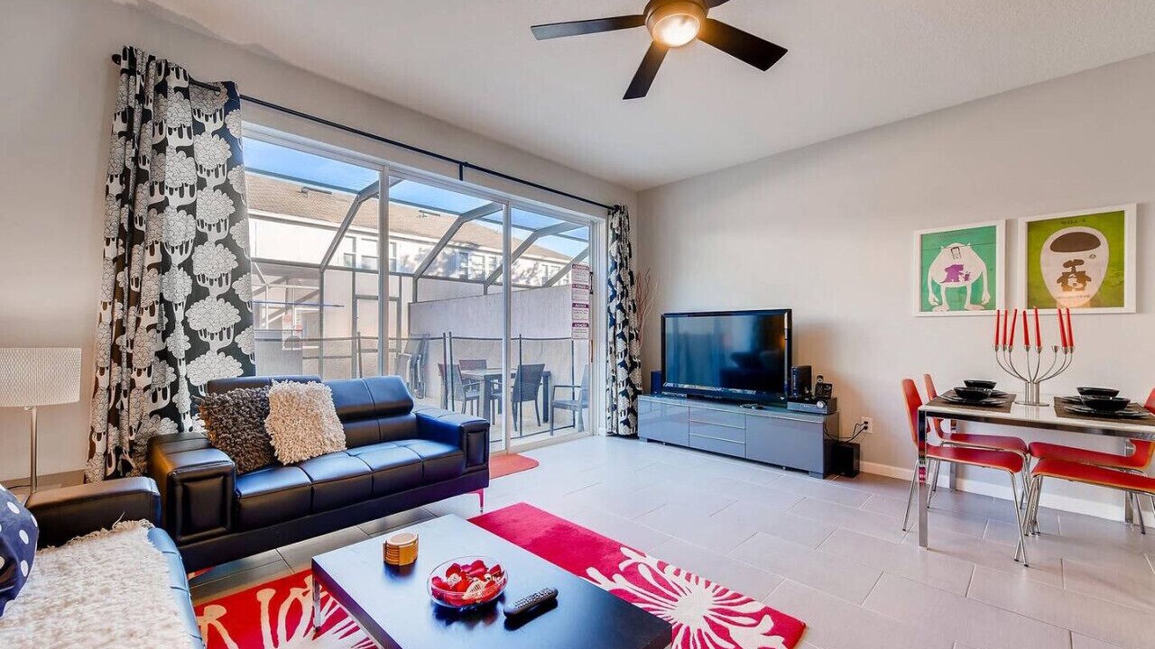 Photo of Bedroom in Windsor Palms