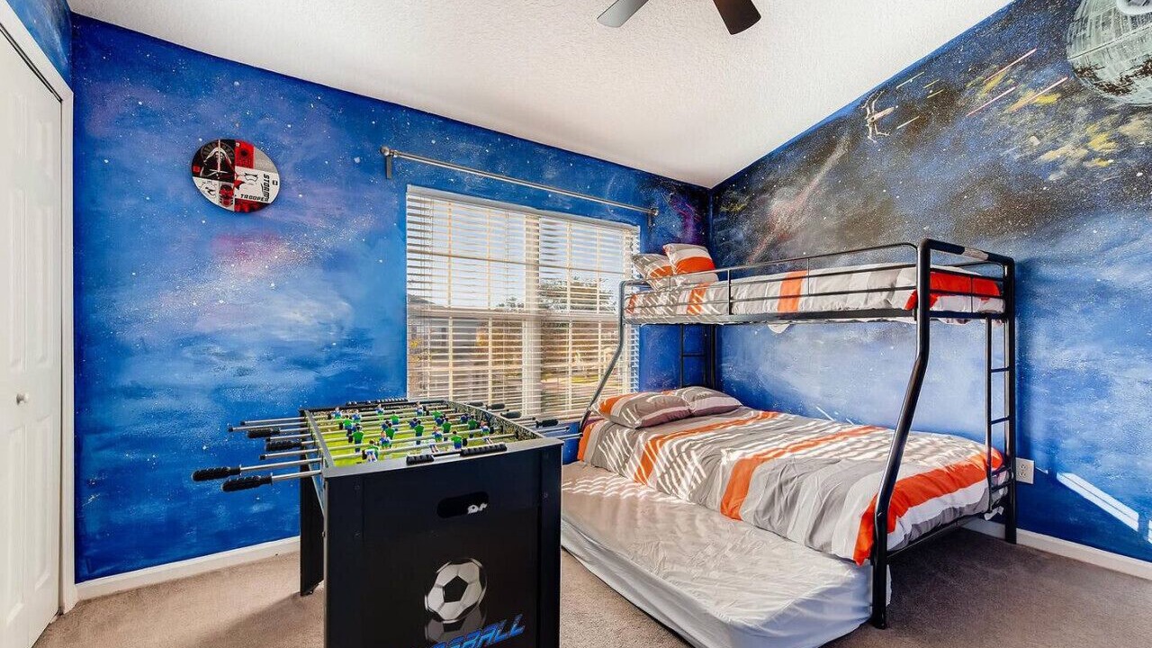 Photo of Bedroom in Windsor Palms