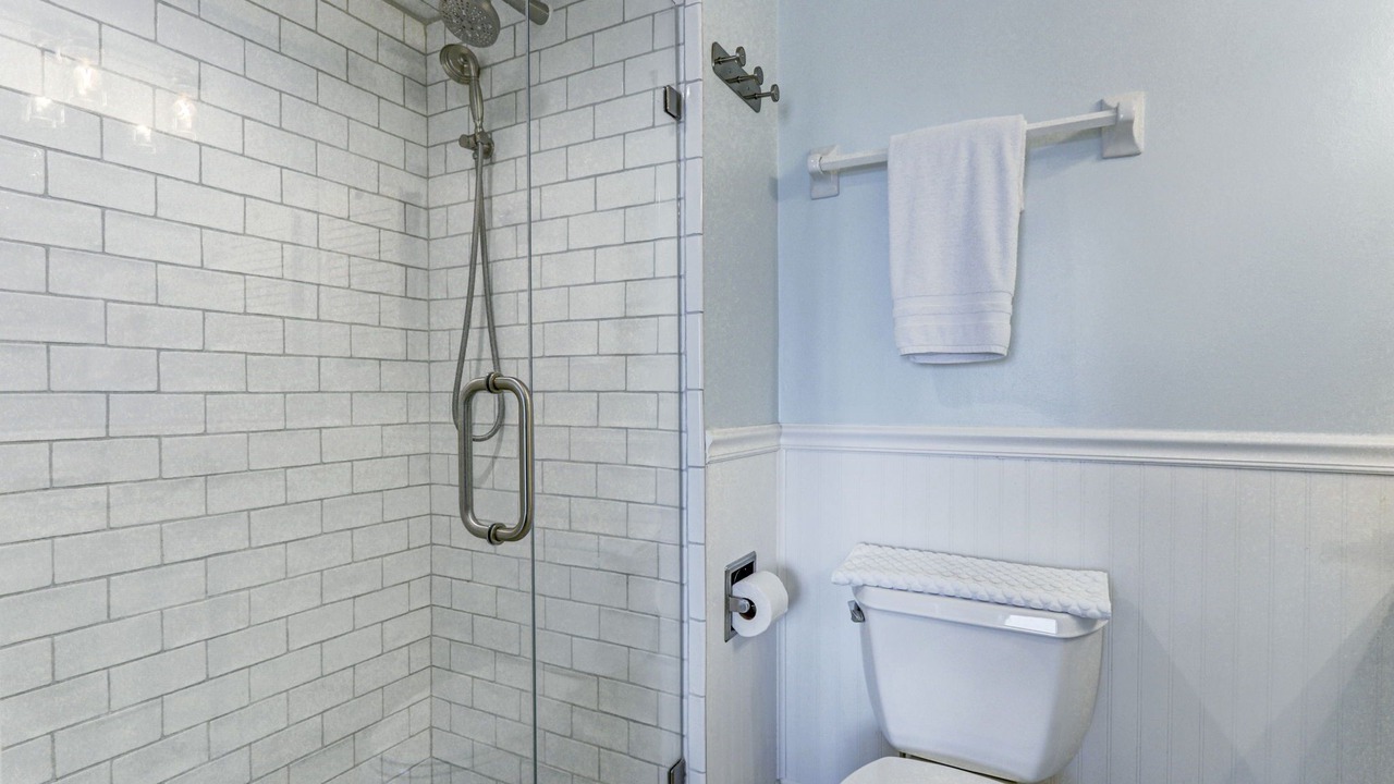 Photo of Bathroom in Fernandina Beach