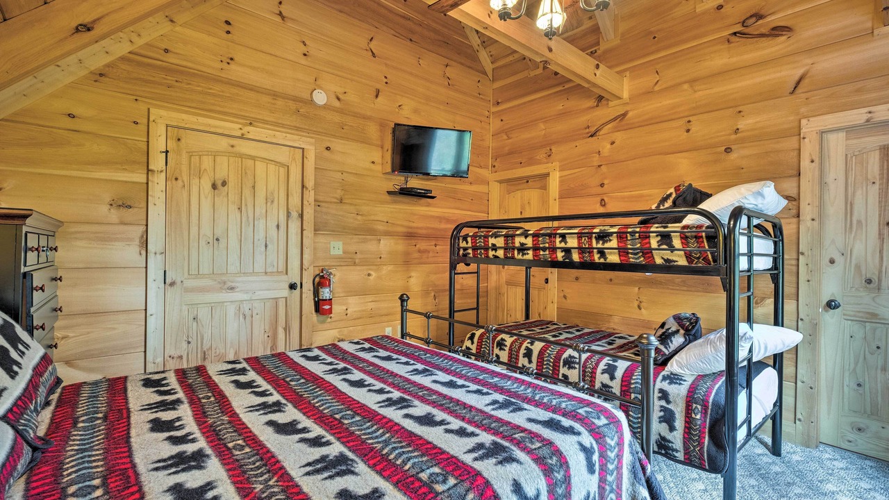 Photo of Bedroom in Sevierville