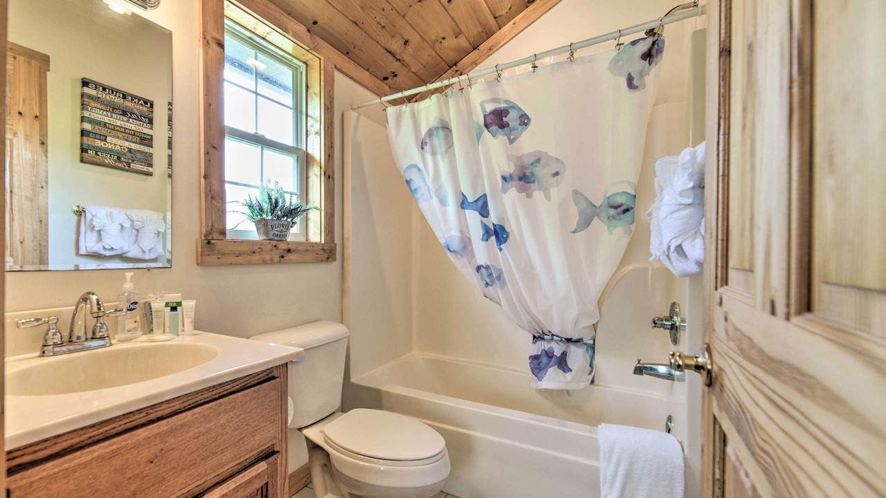 Photo of Bathroom in Sevierville