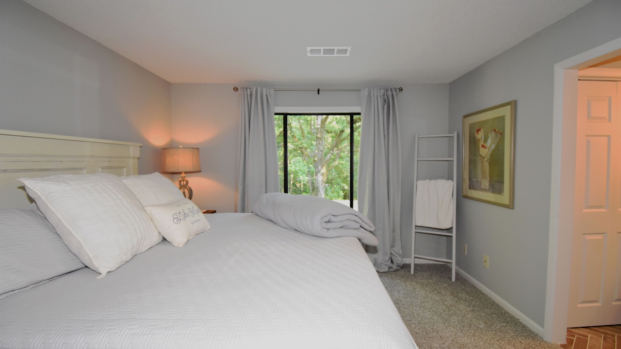 Photo of Bedroom in Dadeville