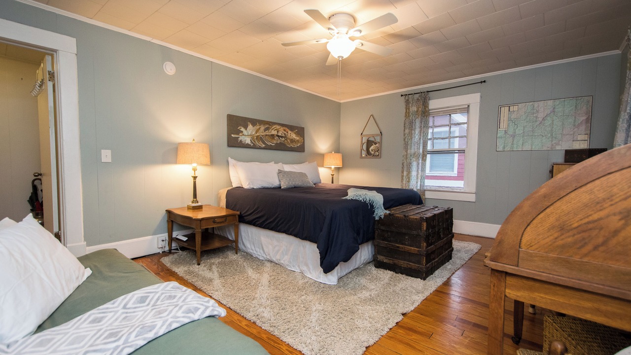 Photo of Bedroom in Historic Montford