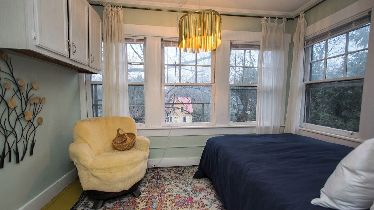Photo of Bedroom in Historic Montford