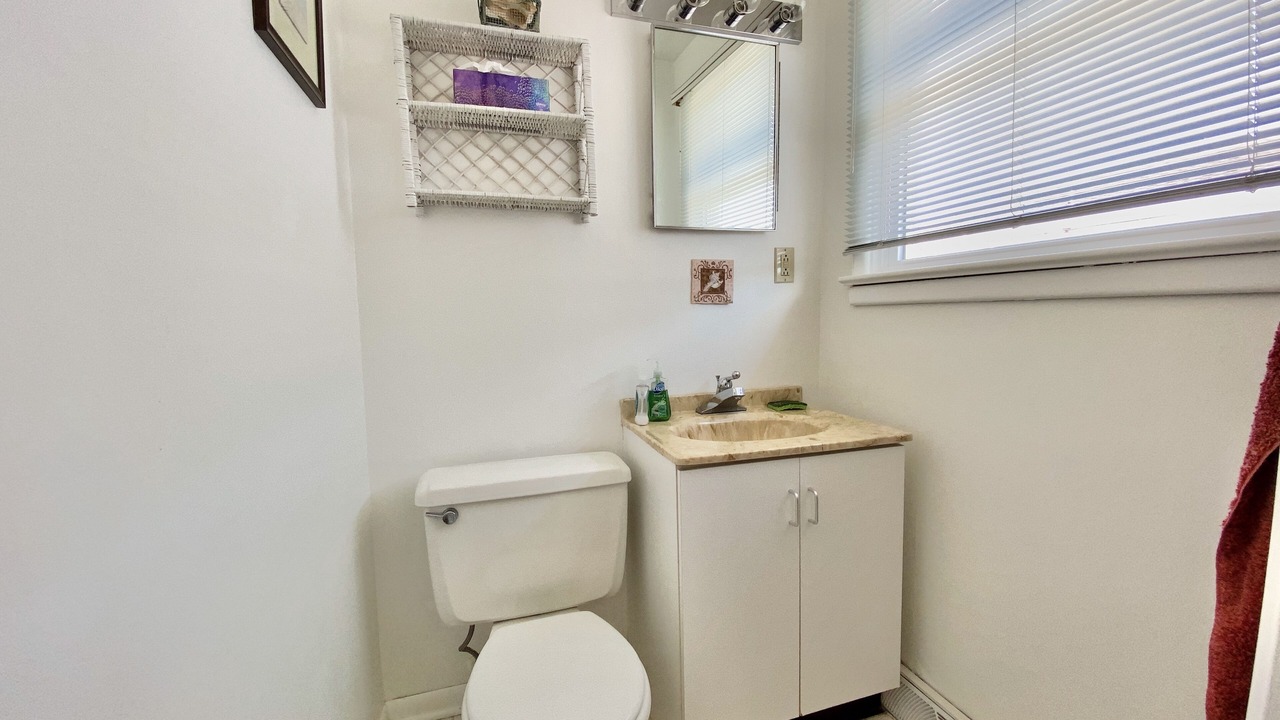 Photo of Bathroom in Avalon