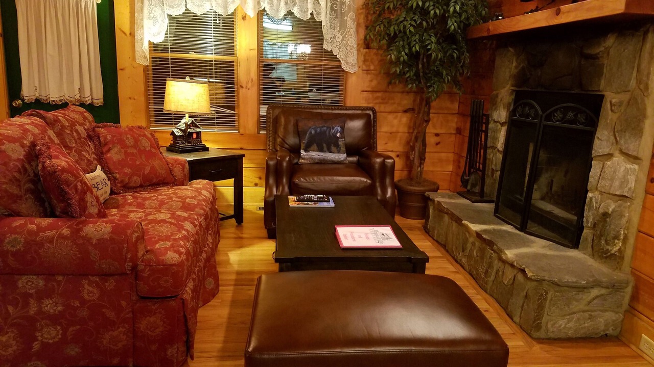 Photo of Livingroom in Maggie Valley