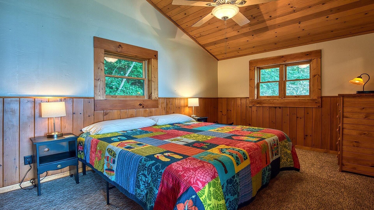 Photo of Bedroom in Waynesville