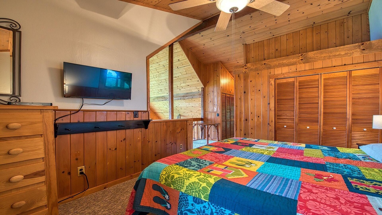 Photo of Bedroom in Waynesville