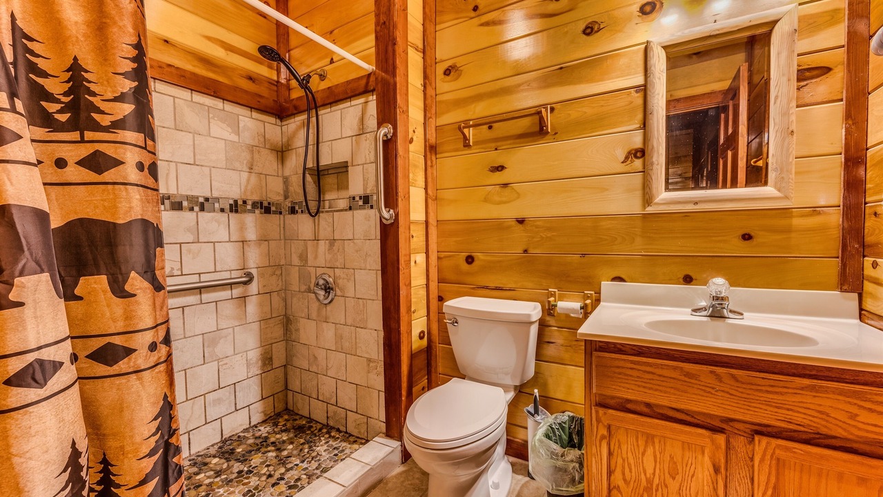 Photo of Bathroom in Cosby