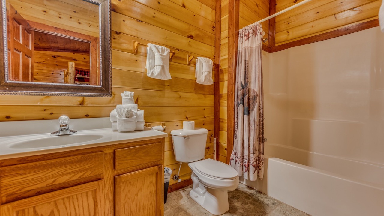 Photo of Bathroom in Cosby
