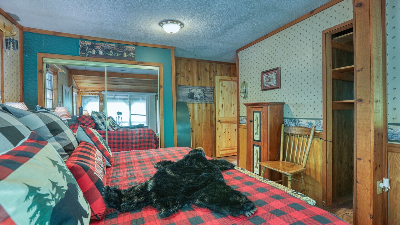 Photo of Bedroom in Sevierville