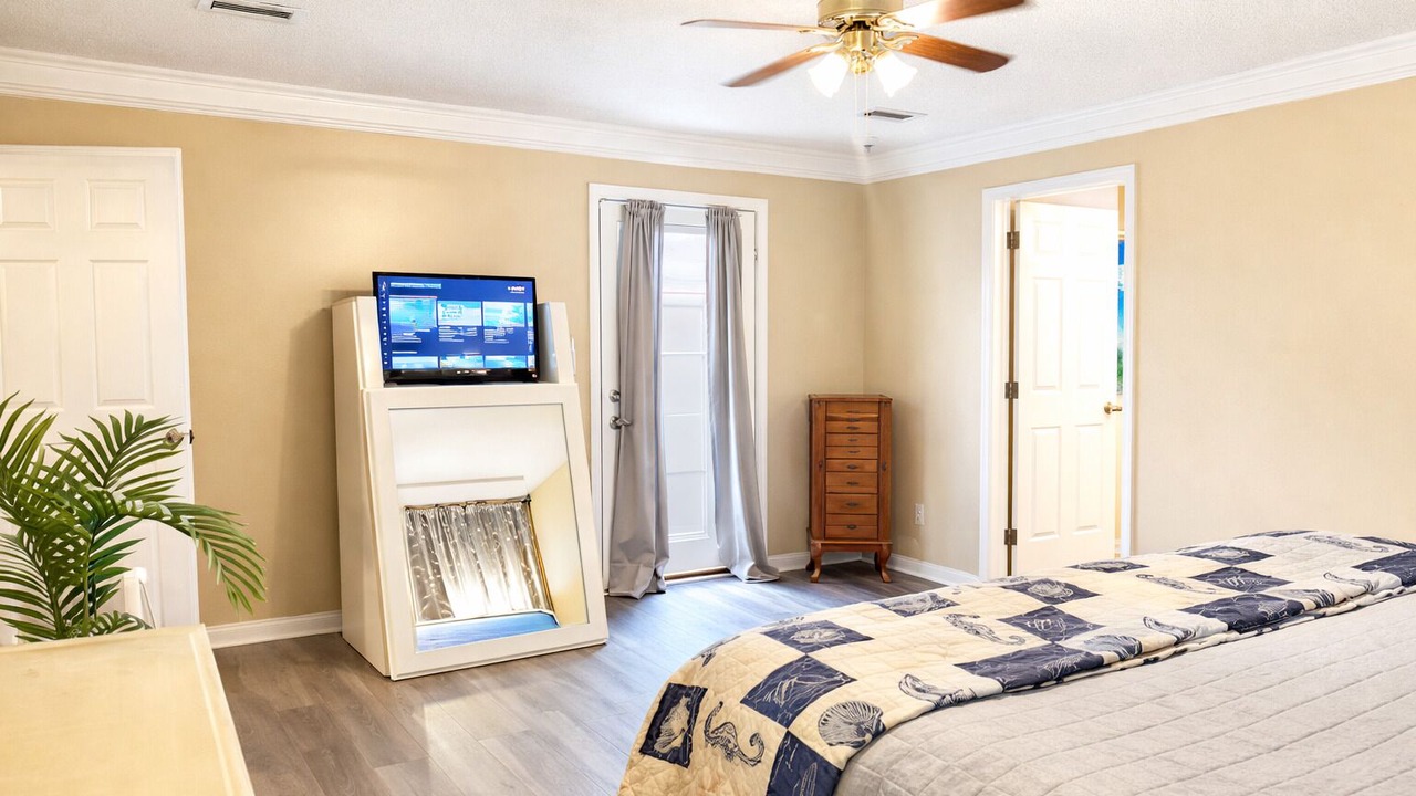 Photo of Bedroom in Dauphin Island