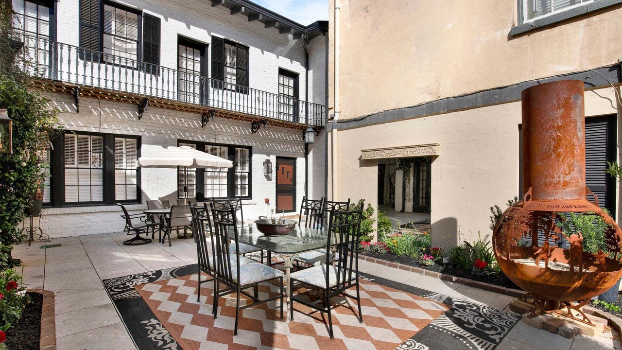 Photo of Outdoor in Historic Downtown Savannah