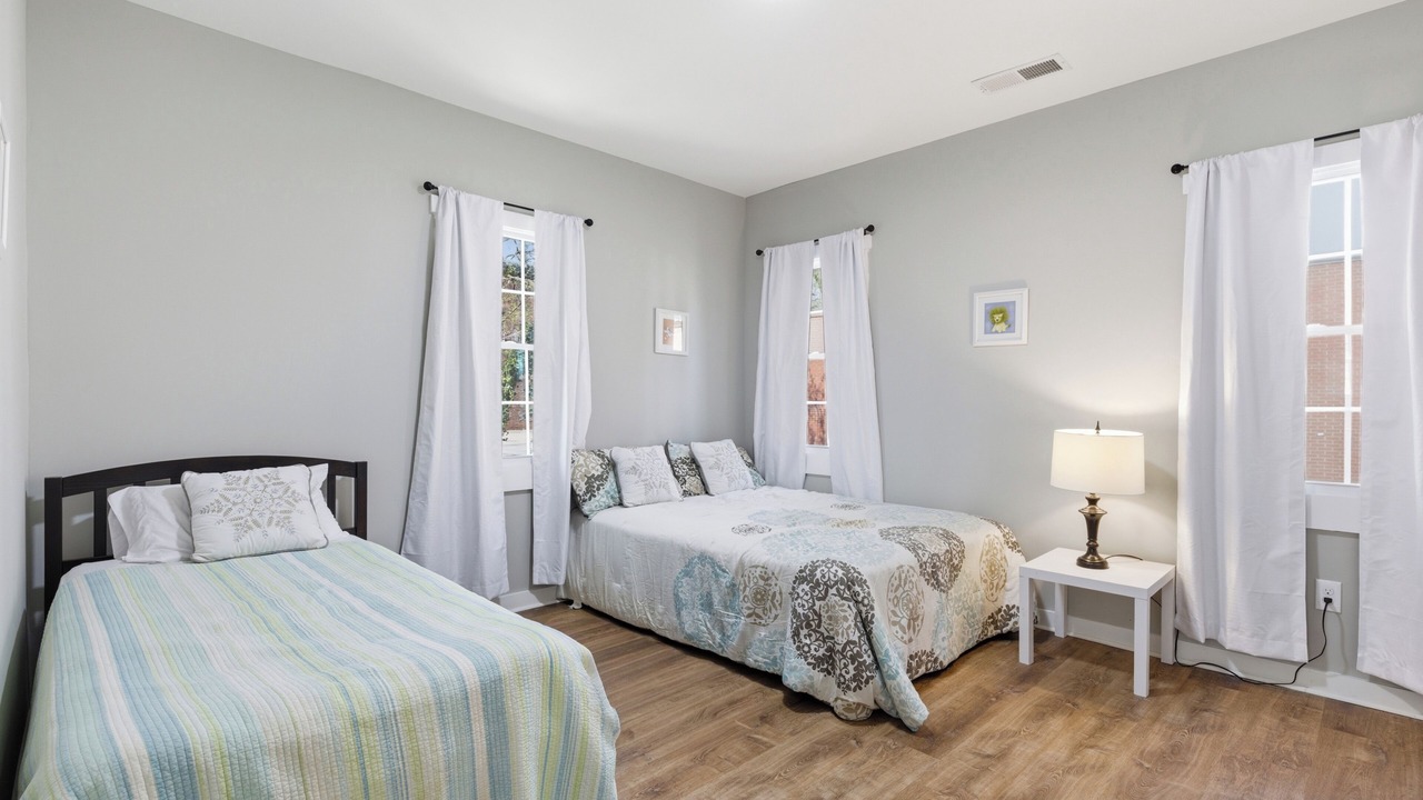 Photo of Bedroom in East Point