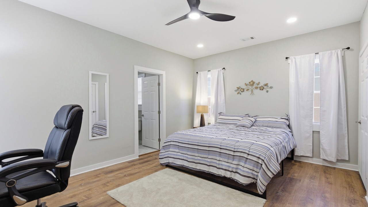 Photo of Bedroom in East Point