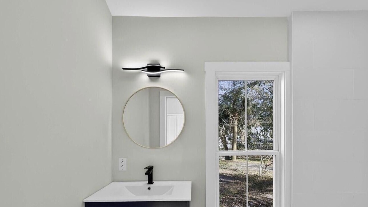 Photo of Bathroom in Pembroke