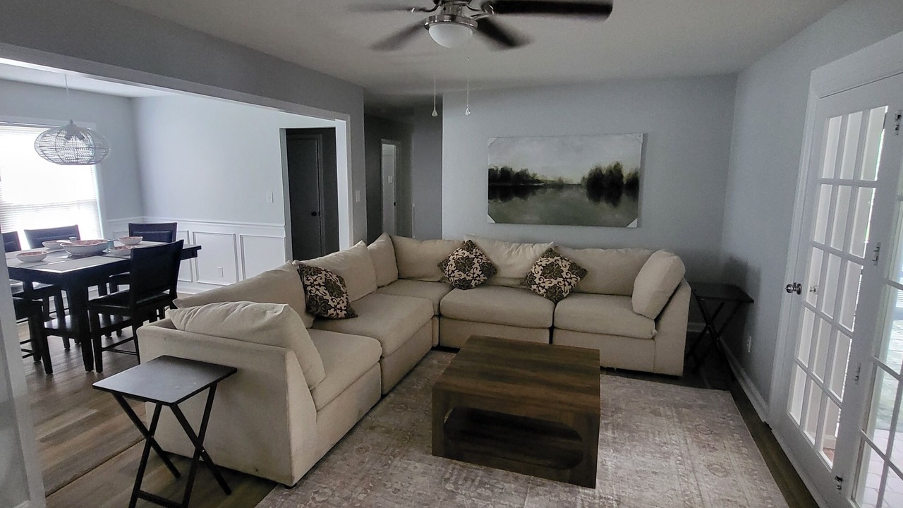 Photo of Livingroom in Warner Robins