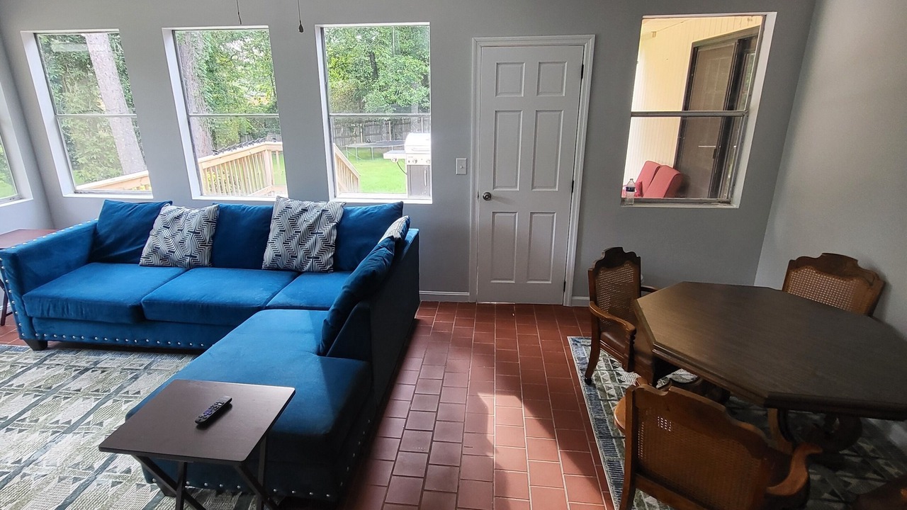 Photo of Livingroom in Warner Robins
