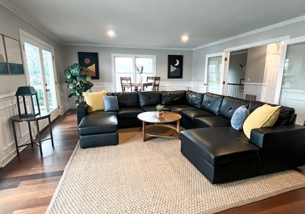 Photo of Livingroom in Belmont
