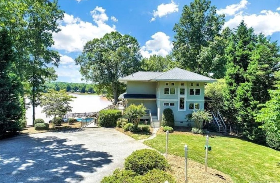 Photo of Outdoor in Belmont