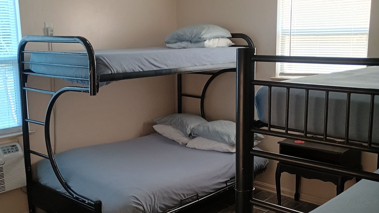 Photo of Bedroom in Greenwood