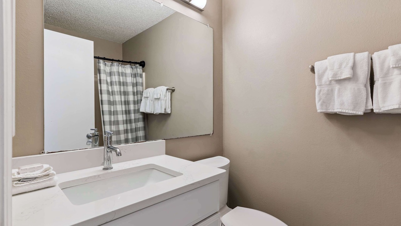 Photo of Bathroom in Saint Simons Heights
