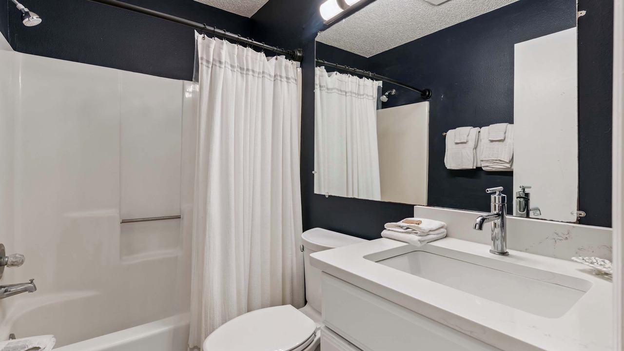 Photo of Bathroom in Saint Simons Heights